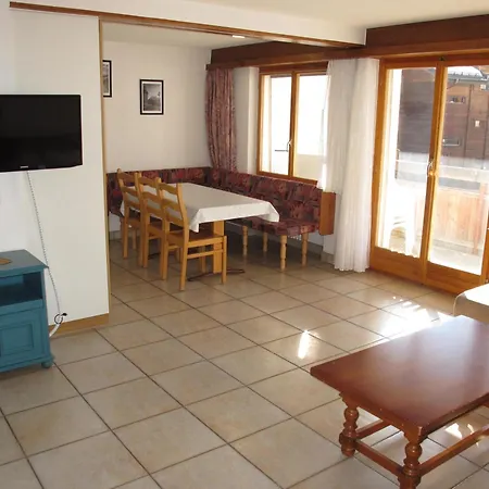 Appartementhaus Venetz Saas107 Ruhige Lage Direkt An Skibushaltestelle Appartement Saas-Fee